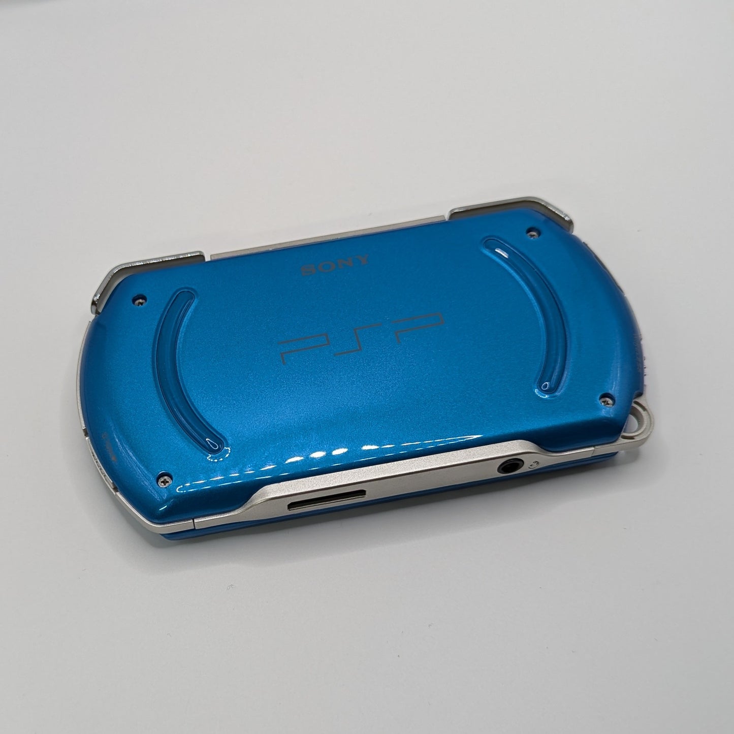 PlayStation PSP Go System - Blue 128GB (Reshelled, New Screen, Modded)