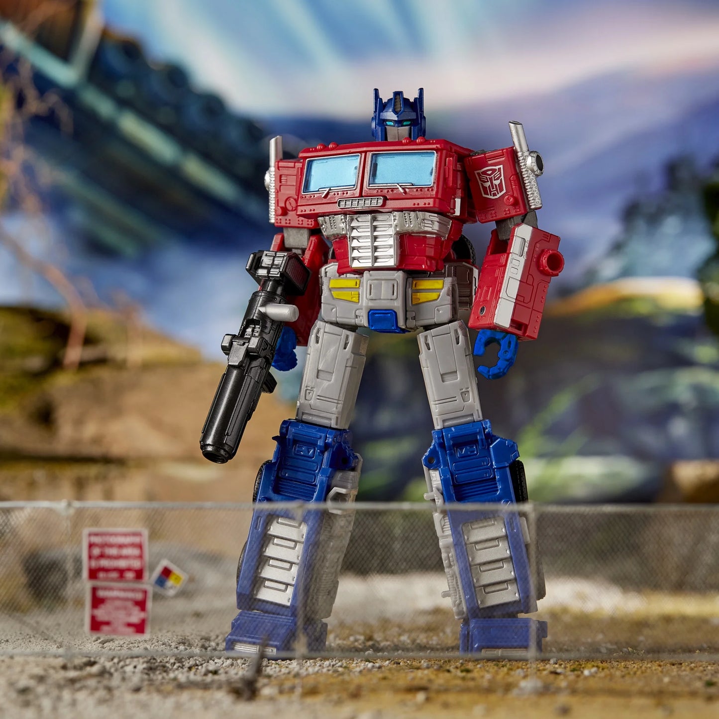Transformers: War for Cybertron Earthrise - Optimus Prime Leader Class Action Figure (Hasbro/ Takara Tomy)