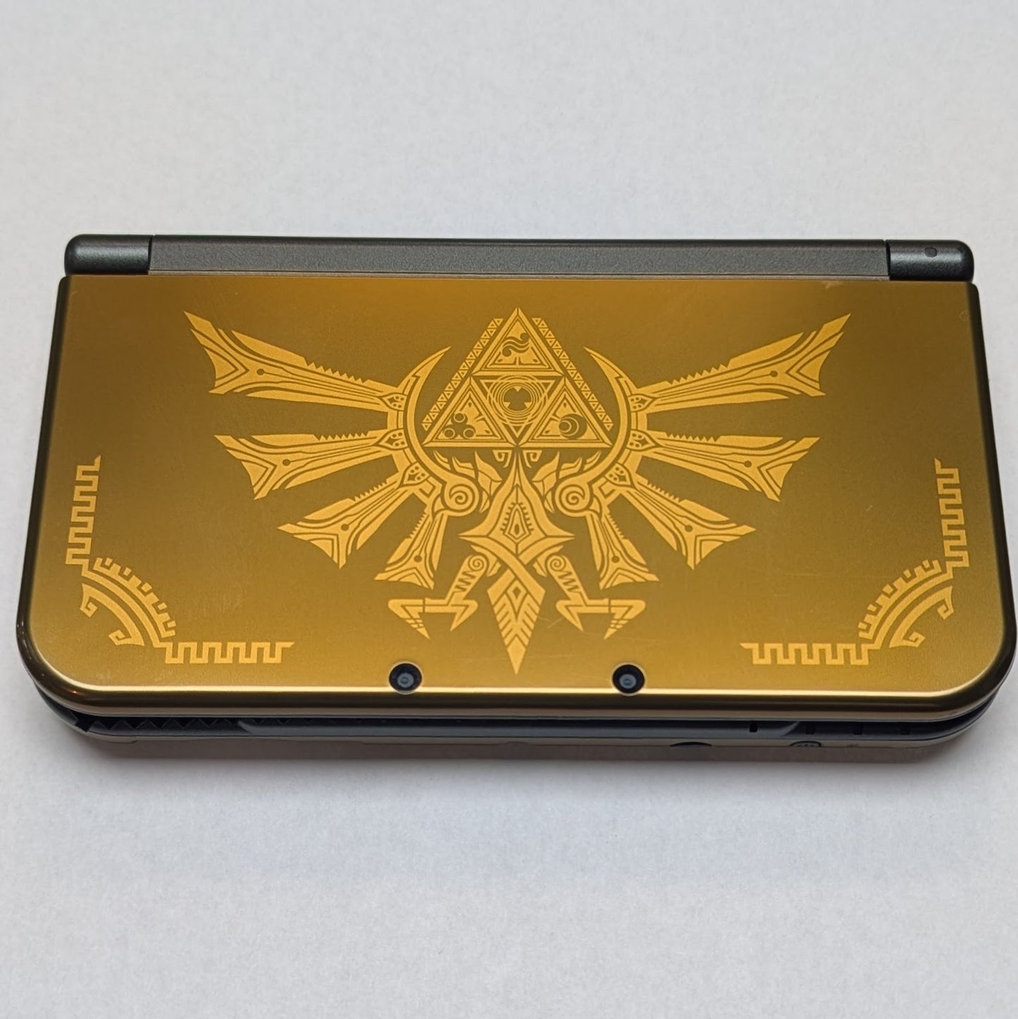 New Nintendo 3DS XL - Hyrule Edition [Dual IPS]