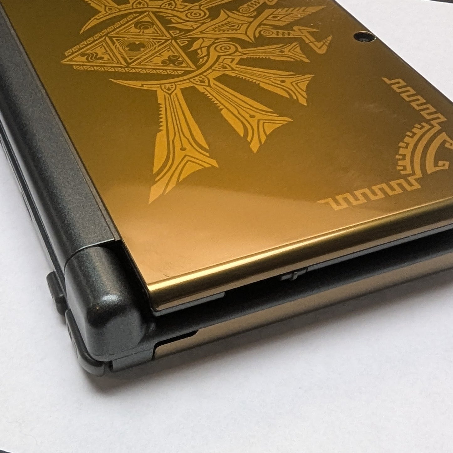 New Nintendo 3DS XL - Hyrule Edition [Dual IPS]