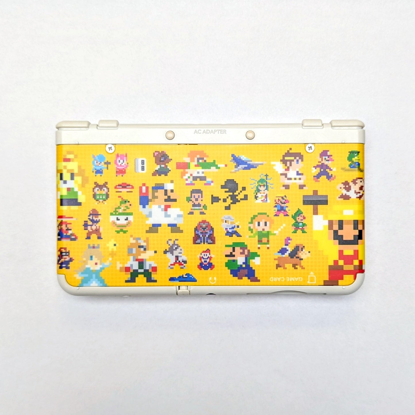 New Nintendo 3DS - Mario Maker Pixel Art Console