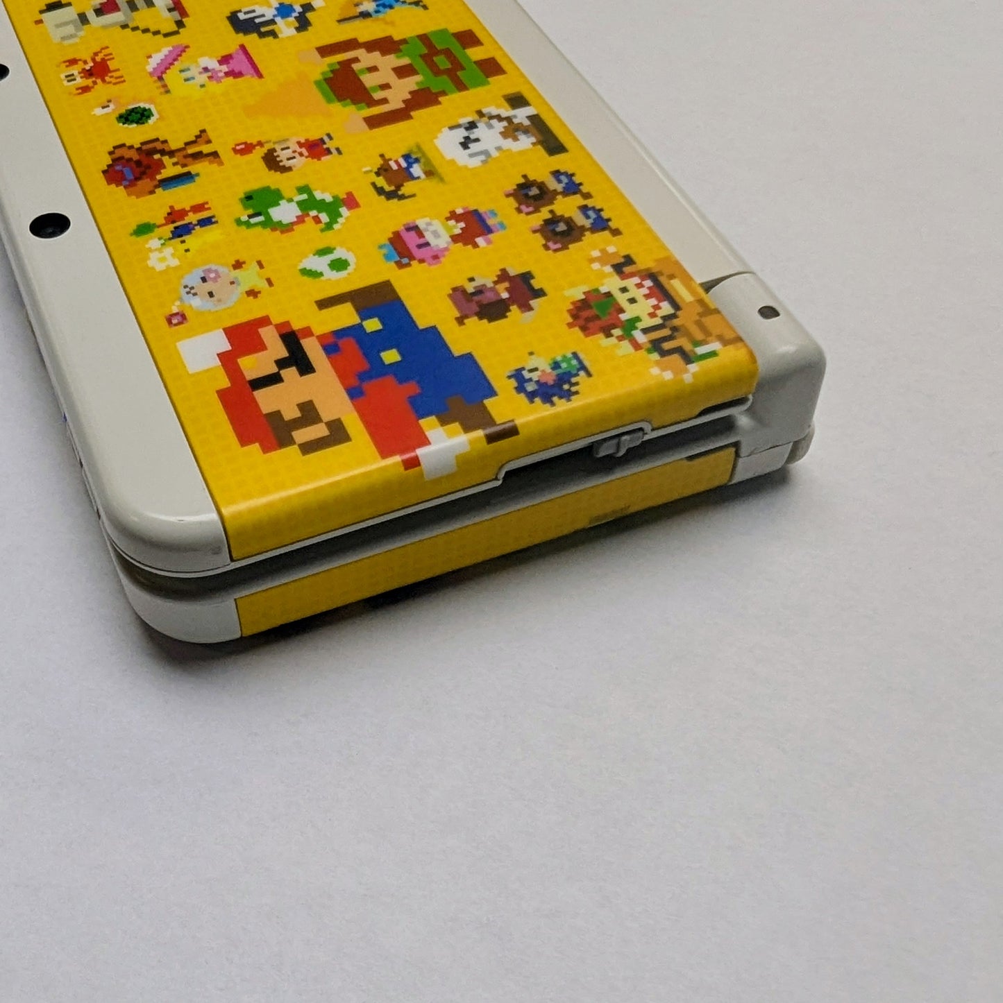 New Nintendo 3DS - Mario Maker Pixel Art Console
